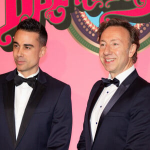 Stéphane Bern et son compagnon Yori Bailleres - Arrivées des invités au Bal de la Rose sur le thème "Bollywood" à la salle des étoiles à Monaco. © Olivier Huitel / Pool / Bestimage