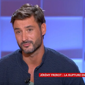 Jérémy Frérot mis à l'honneur sur le plateau de "C à vous".