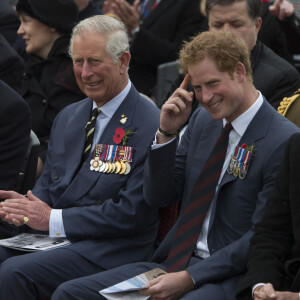 ...et les grands collèges de l'élite anglaise.
Le prince de Galles, accompagné du prince Harry, assiste aux cérémonies organisées en Turquie pour commémorer le centenaire de la campagne de Gallipoli et l'Anzac Day. Le Prince Harry et le Prince Charles assistent au service commémoratif néo-zélandais Chunuk Bar. Photo par Paul Edwards/The Sun/News Licensing/ABACAPRESS.COM