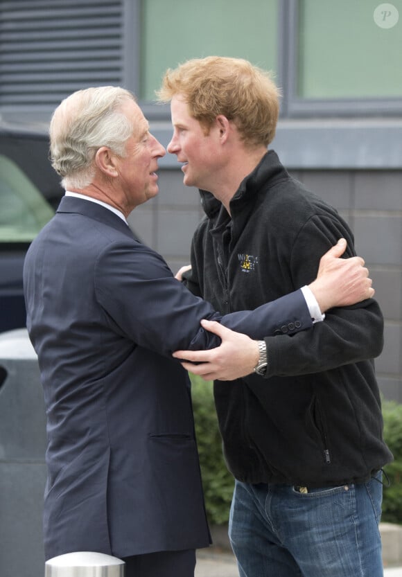 Le prince Harry et le prince Charles assistent aux Invictus Games à Londres, au Royaume-Uni, le 11 septembre 2014. Photo par Paul Edwards/The Sun/News Licensing/ABACAPRESS.COM