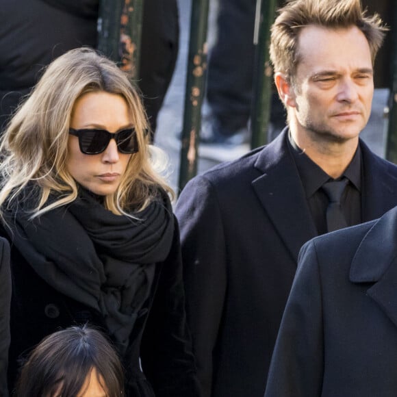 Laeticia Hallyday, ses filles Jade et Joy, Laura Smet et David Hallyday - Arrivées des personnalités en l'église de La Madeleine pour les obsèques de Johnny Hallyday à Paris.