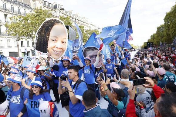 La "Parade des Champions" des Jeux Olympiques et Paralympiques de Paris2024, sur les Champs-Elysées. Paris, le 14 septembre 2024. © Romauld Meigneux/Pool/Bestimage 