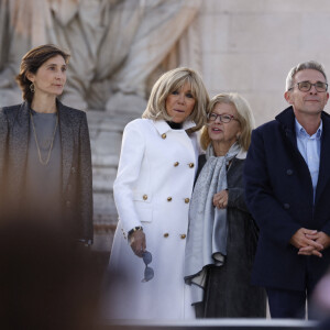 Brigitte Macron, Amélie Oudéa-Castéra, ministre des Sports et des Jeux olympiques et paralympiques, et Patrick Ollier, Maire de Rueil-Malmaison, - La "Parade des Champions" des Jeux Olympiques et Paralympiques de Paris2024, sur les Champs-Elysées. Paris, le 14 septembre 2024. © Romauld Meigneux/Pool/Bestimage 