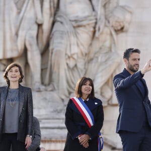 Brigitte Macron, Amélie Oudéa-Castéra, ministre des Sports et des Jeux olympiques et paralympiques,, Anne Hidalgo, maire de Paris, et Tony Estanguet, président du comité d'organisation des Jeux Olympiques et Paralympiques de Paris 2024 - La "Parade des Champions" des Jeux Olympiques et Paralympiques de Paris2024, sur les Champs-Elysées. Paris, le 14 septembre 2024. © Romauld Meigneux/Pool/Bestimage 