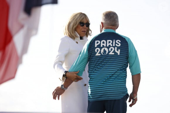 Brigitte Macron - La "Parade des Champions" des Jeux Olympiques et Paralympiques de Paris2024, sur les Champs-Elysées. Paris, le 14 septembre 2024. © Romauld Meigneux/Pool/Bestimage 