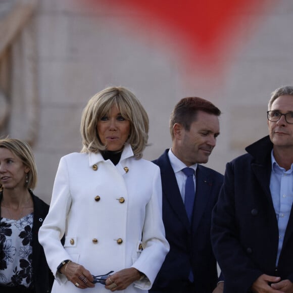 Brigitte Macron, Amélie Oudéa-Castéra, ministre des Sports et des Jeux olympiques et paralympiques, et Patrick Ollier, Maire de Rueil-Malmaison, - La "Parade des Champions" des Jeux Olympiques et Paralympiques de Paris2024, sur les Champs-Elysées. Paris, le 14 septembre 2024. © Romauld Meigneux/Pool/Bestimage 