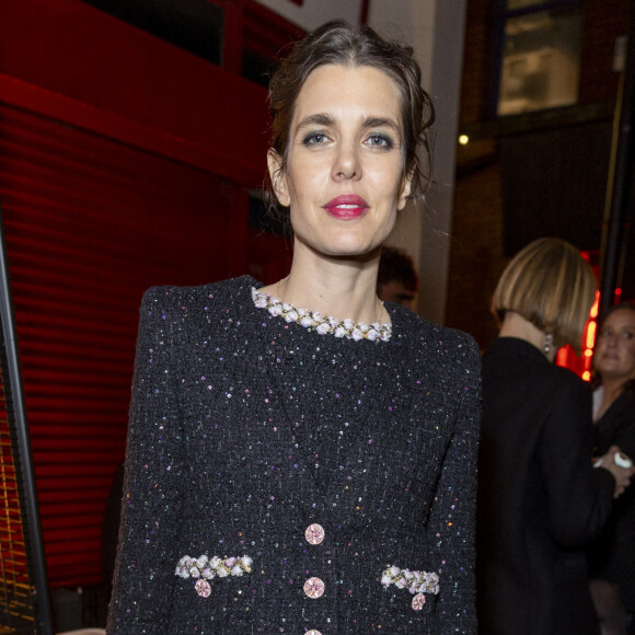  Charlotte Casiraghi - Personnalités au défilé de mode "Métiers d'art Chanel" à Manchester. Le 7 décembre 2023 © Olivier Borde / Bestimage