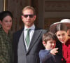 "Le meilleur moment selon moi pour lire, c'est dès le réveil, mais avec des enfants, c'est impossible"
Tatiana Santo Domingo et son mari Andrea Casiraghi, Charlotte Casiraghi et son fils Raphael Elmaleh - La famille princière de Monaco au balcon du palais, à l'occasion de la Fête Nationale de Monaco. Le 19 novembre 2023 © Dominique Jacovides-Bruno Bebert / Bestimage 