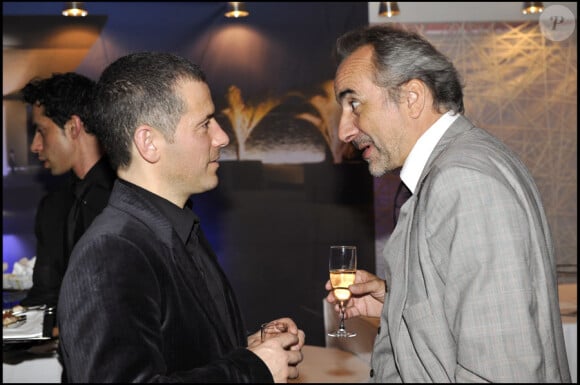 Bruno Putzulu et Antoine Duléry refont le monde lors de la soirée The Rezidor Hotel  Group à la Maison Blanche, le 25 mars 2010
