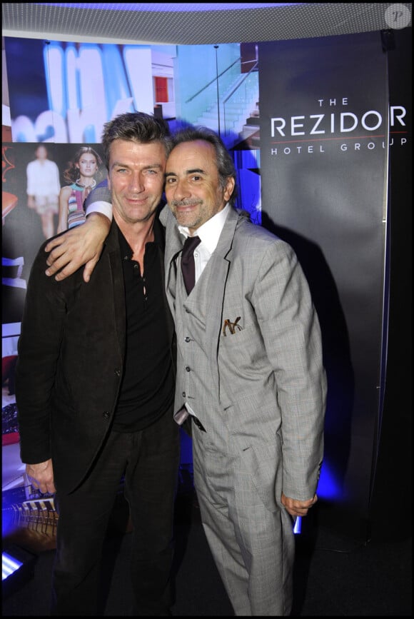Antoine Duléry et Philippe Caroit lors de la soirée The Rezidor Hotel Group à la Maison Blanche, le 25 mars 2010