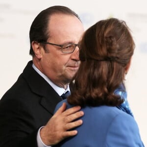 François Hollande, Ségoléne Royal - Arrivées des 150 chefs d'Etat pour le lancement de la 21ème conférence sur le climat (COP21) au Bourget le 30 novembre 2015. © Dominique Jacovides / Bestimage 