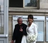 Un homme qui comme le sous-entend pour nos amis du "Parisien" a côtoyé un monde plus bourgeois.
Claude Lelouch et Valérie Perrin - Mariage de Claude Lelouch à la mairie du 18ème à Paris. Le 17 juin 2023