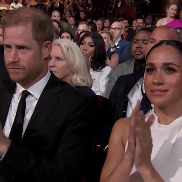 Le prince Harry, duc de Sussex et Meghan Markle, duchesse de Sussex, lors de la cérémonie des "ESPY Awards 2024" à Los Angeles, le 11 juillet 2024. 