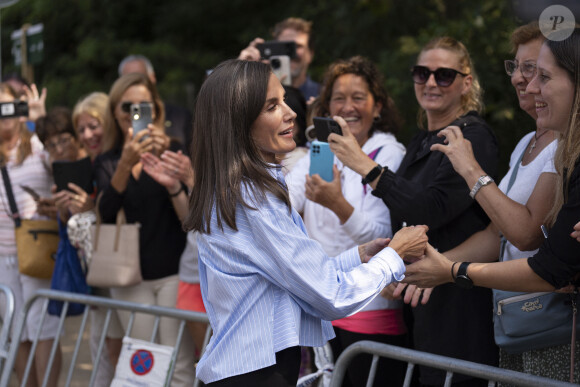 La reine Letizia d'Espagne assiste à l'ouverture du cours de Formation Professionnelle 2024/2025, à l'IES Doctor José Zapatero Domínguez à Castro-Urdiales, le 18 spetembre 2024. © Juanma Serrano / Europa Press / Bestimage 