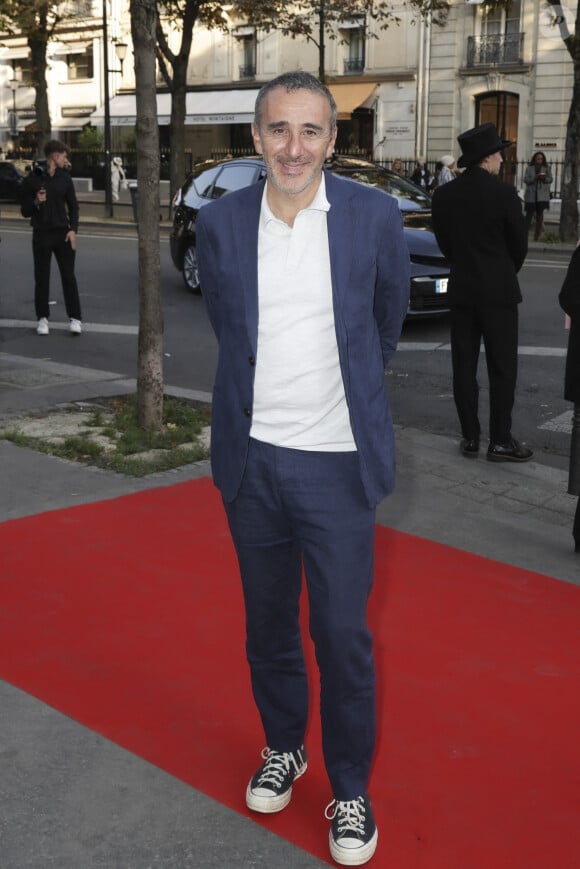 Elie Semoun arrivant au "Concerto pour la Paix" organisé par Omar Harfouch au Théâtre des Champs Élysées à Paris, France, le 18 Septembre 2024. © Perusseau / Tribeca / Bestimage 