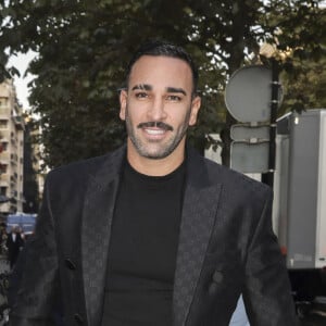 Adil Rami arrivant au "Concerto pour la Paix" organisé par Omar Harfouch au Théâtre des Champs Élysées à Paris, France, le 18 Septembre 2024. © Perusseau / Tribeca / Bestimage 