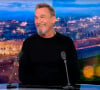 Depuis de nombreux mois
Florent Pagny, qui va beaucoup mieux, était l'invité de Gilles Bouleau aux 20 heures de TF1 le jeudi 16 novembre. © Captute TV TF1 via Bestimage 