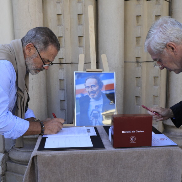 Luis Fernandez - Obsèques du journaliste sportif, Didier Roustan, décédé le 11 septembre à l'âge de 66 ans en l'église Notre-Dame-des-Pins, à Cannes le 20 septembre 2024. © Franz Chavaroche/Bestimage