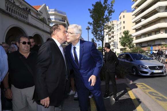 Arsène Wenger - Obsèques du journaliste sportif, Didier Roustan, décédé le 11 septembre à l'âge de 66 ans en l'église Notre-Dame-des-Pins, à Cannes le 20 septembre 2024. © Franz Chavaroche/Bestimage