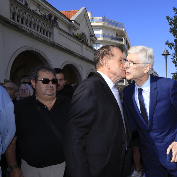 Arsène Wenger - Obsèques du journaliste sportif, Didier Roustan, décédé le 11 septembre à l'âge de 66 ans en l'église Notre-Dame-des-Pins, à Cannes le 20 septembre 2024. © Franz Chavaroche/Bestimage