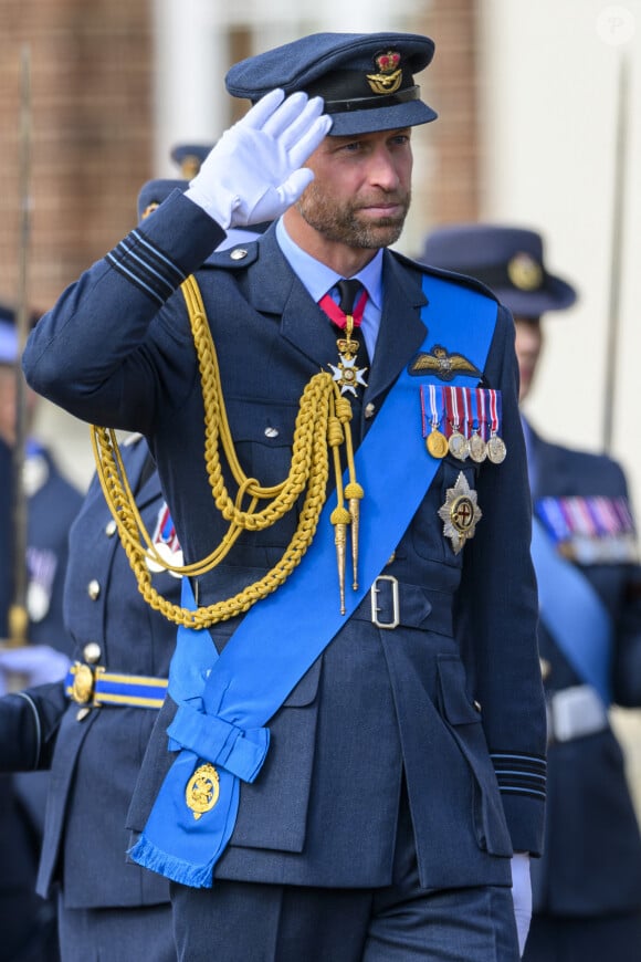 Le prince William, prince de Galles, assiste au défilé du souverain au nom de sa majesté le roi d'Angleterre au Royal Air Force College de Cranwell, Royaume Uni, le 12 septembre 2024. © Cover Images via ZUMA Press/Bestimage 