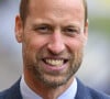 Voilà plusieurs semaines que le père de famille arbore une barbe bien fournie. Et il n'a visiblement pas l'intention de la raser pour le moment.
Le prince William, prince de Galles, visite la maison des Scarlets pour célébrer la contribution des joueuses de rugby galloises en soutien à la campagne Missing Caps de la Welsh Rugby Union à Llanelli, le 10 septembre 2024. © Zuma Press / Bestimage 