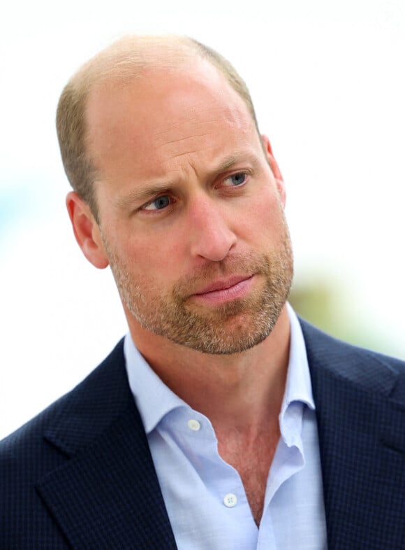 Le prince William, prince de Galles, visite la galerie Saatchi sur King's Road dans le quartier de Chelsea, à Londres, Royaume Uni, le 5 septembre 2024, pour découvrir " Homelessness: Reframed ", une exposition révolutionnaire qui donne vie aux complexités du sans-abrisme. © Chris Jackson/WPA-Pool/Bestimage