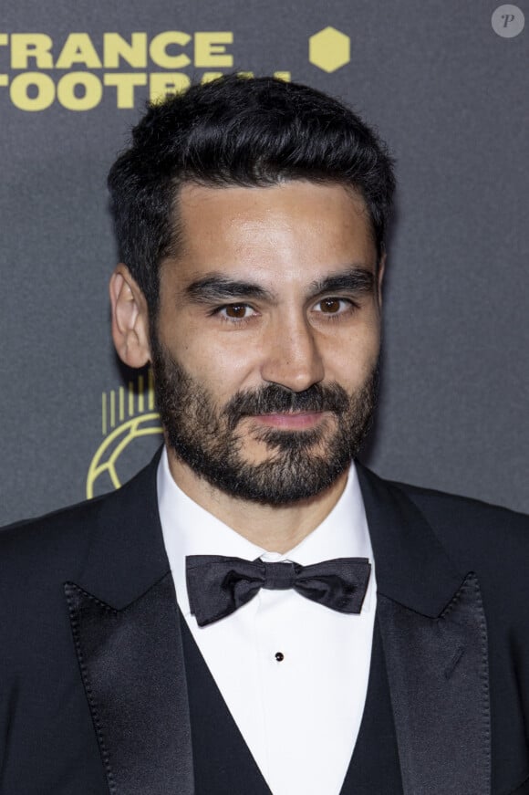 İlkay Gündogan - Photocall de la 67ème cérémonie du Ballon d'Or au Théâtre du Chatelet à Paris le 30 octobre 2023. © Cyril Moreau/Bestimage 