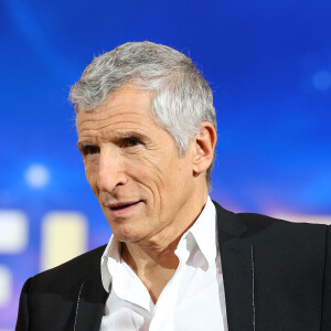 Grosse frayeur pour Nagui ! 
Nagui - Les personnalités se mobilisent lors de la 37ème édition du Téléthon sur le plateau de France 2, avec pour parrain Vianney. Cette année, 80,6 millions de dons ont été promis. Le 9 décembre 2023. © Coadic Guirec / Bestimage