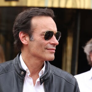 Exclusif - Anthony Delon - Arrivées au photocall de la 3ème édition du Festival du Cinéma Français et de la Gastronomie d'Aix-les-Bains. Le 8 juin 2024 © Denis Guignebourg / Bestimage