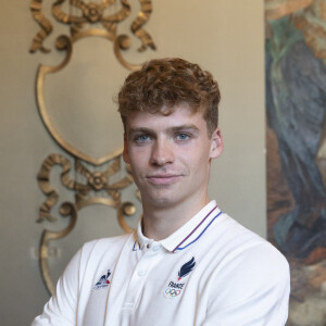 Léon Marchand - Les Toulousains ont accueilli avec ferveur les athlètes de la Ville rose et de ses alentours, après leur performance aux Jeux Olympiques de Paris 2024 sur la place du Capitole le 18 septembre 2024. © Frédéric Maligne/Bestimage 