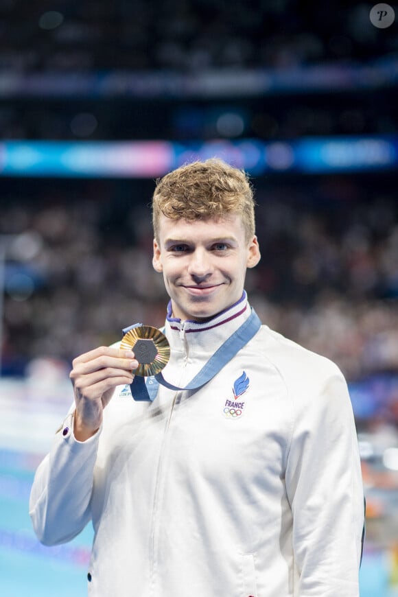 Léon Marchand a remporté la médaille d'or sur le 200 m 4 nages, son quatrième titre olympique lors des Jeux Olympiques de Paris 2024 (JO) le 2 aout 2024. © Perusseau-Jacovides/Bestimage