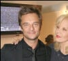 Un sentiment qu'elle a visiblement légué à son fils, lui qui, quelque temps avant elle, se trouvait aussi au micro de Léa Salamé
Exclusif - David Hallyday et Sylvie Vartan dans la loge après le concert de Sylvie Vartan à l'Olympia