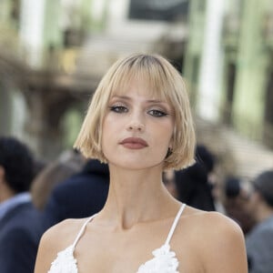 Angèle au Front Row du défilé de mode féminine Chanel printemps-été 2025 lors de la Fashion Week de Paris (PFW), au Grand Palais, à Paris, France, le 1er october 2024. © Olivier Borde/Bestimage