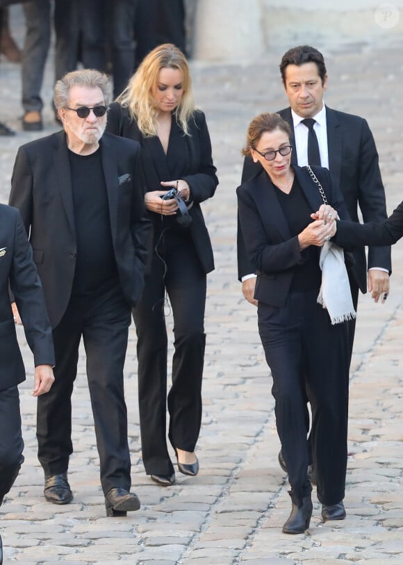 Christelle Bardet et son compagnon Laurent Gerra, Eddy Mitchell et sa femme Muriel - Arrivées à l'hommage national à Charles Aznavour à l'Hôtel des Invalides à Paris. Le 5 octobre 2018 © Jacovides-Moreau / Bestimage 