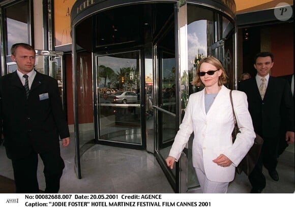 Jodie Foster à Cannes à l'hôtel Martinez, en 2002