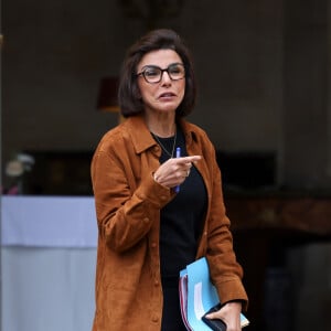 Son emploi du temps est bien rempli et donc millimétré !
La ministre de la Culture et du Patrimoine, Rachida Dati - Séminaire gouvernemental à l'Hotel de Matignon, Paris, le 27 septembre 2024. © Stéphane Lemouton / Bestimage