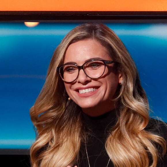 On a notamment retrouvé Clara Morgane
Exclusif - Clara Morgane porte ses lunettes de vue pour la première fois à la télévision - Enregistrement de l'émission "100% Logique", présentée par C.Féraud et diffusée le 5 octobre sur France 2 © Christophe Clovis / Bestimage 