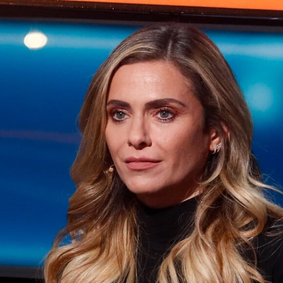 Exclusif - Clara Morgane - Enregistrement de l'émission "100% Logique", présentée par C.Féraud et diffusée le 5 octobre sur France 2 © Christophe Clovis / Bestimage 