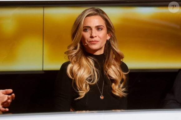 Exclusif - Clara Morgane - Enregistrement de l'émission "100% Logique", présentée par C.Féraud et diffusée le 5 octobre sur France 2 © Christophe Clovis / Bestimage 