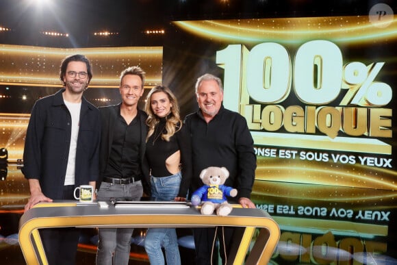 Exclusif - Thomas Isle, Cyril Féraud, Clara Morgane, Philippe Risoli - Enregistrement de l'émission "100% Logique", présentée par C.Féraud et diffusée le 5 octobre sur France 2 © Christophe Clovis / Bestimage 