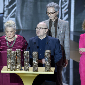 Rétro - Décès de Michel Blanc - Un César spécial pour la troupe du Splendid, Josiane Balasko, Michel Blanc, Thierry Lhermitte, Marie-Anne Chazel sur scène lors de la 46ème cérémonie des César à l'Olympia à Paris le 12 mars 2021. © Pierre Villard/ Pool / Bestimage  46th Cesar Film Awards 2021 ceremony at Olympia in Paris on March 12th, 2021 