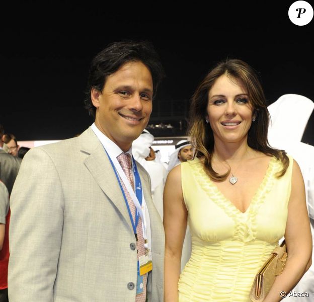 Après un 63e anniversaire caritatif en Afrique du Sud, Elton John est venu à Dubai se produire lors de la Dubai World Cup... Sa sexy compatriote Liz Hurley était présente, avec son mari Arun Nayar.
