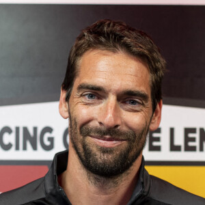 Camille Lacourt fait don d'une pièce unique pour la bonne cause
 
Exclusif - Camille Lacourt - 3ème édition de la rencontre de football caritative "Match des héros" entre le "RC Lens Légendes" et "L'équipe Unicef" au stade Bollaert-Delelis à Lens. © Pierre Perusseau / Bestimage