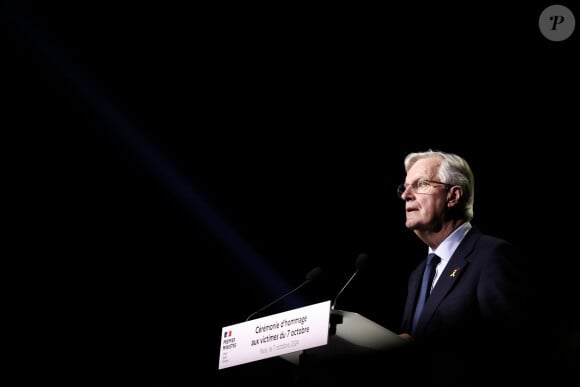 Le Premier ministre Michel Barnier a également pris la parole.
Le premier ministre, Michel Barnier lors d'une cérémonie organisée par le Conseil des institutions juives de France (CRIF) en hommage aux victimes des attentats du Hamas du 7 octobre 2023 contre Israël, à l'occasion du premier anniversaire de l'événement, à Paris, le 7 octobre 2024. © Stéphane Lemouton / Bestimage