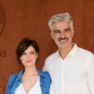 François Vincentelli et Alice Dufour au village lors des Internationaux de France de Tennis de Roland Garros 2023. Paris, le 31 mai 2023. © Jacovides / Moreau / Bestimage 