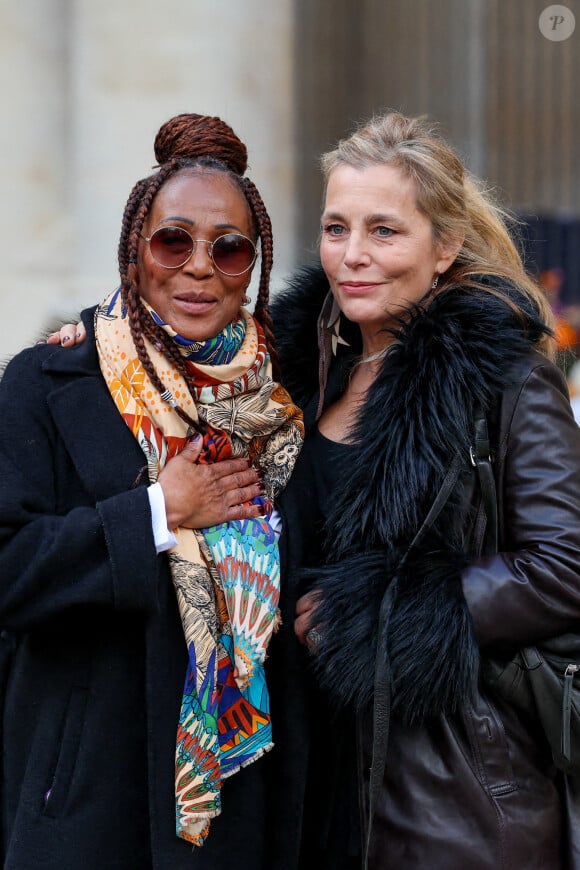 Mimi Félixine, Sophie Duez - Obsèques de Michel Blanc en l'église Saint-Eustache à Paris, le 10 octobre 2024. © Moreau / Jacovides / Bestimage