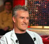 Cela fait 30 ans qu'il s'y rend, en été et à Noël...© Jean-Jacques Datchary/ABACA. Paris-France, 20/03/2002. Didier Deschamps at the taping of Michel Drucker's Vivement Dimanche.