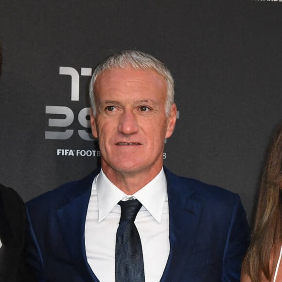 Didier Deschamps, sa femme Claude et son fils Dylan arrivent aux Best FIFA Football Awards 2018 au Royal Festival Hall, à Londres, au Royaume-Uni, le 24 septembre 2018. Photo par Christian Liewig/ABACAPRESS.COM