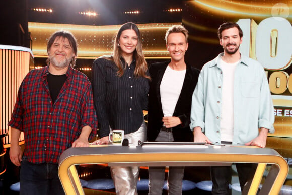 Exclusif - Guy Lecluyse, Camille Cerf, Cyril Féraud, Marc-Antoine Lebret - Enregistrement de l'émission "100% Logique", présentée par C.Féraud et diffusée le 12 octobre sur France 2 © Christophe Clovis / Bestimage 